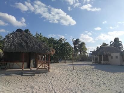 Cabanas El Cuyo Esterno foto