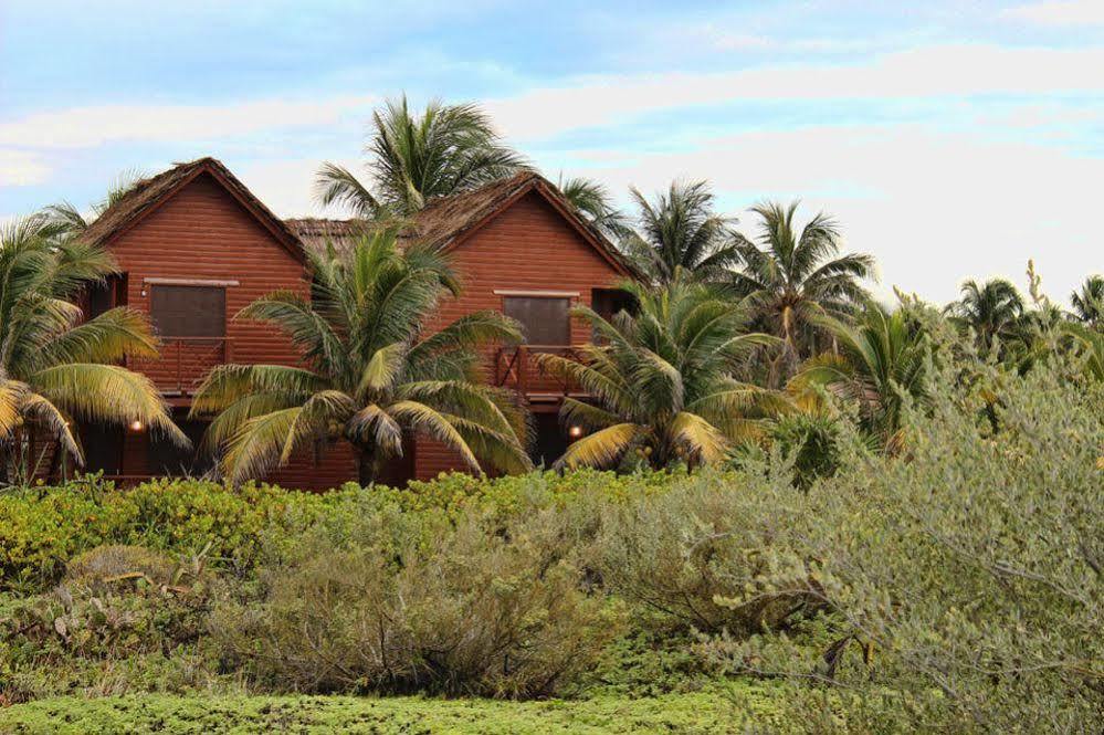 Cabanas El Cuyo Esterno foto